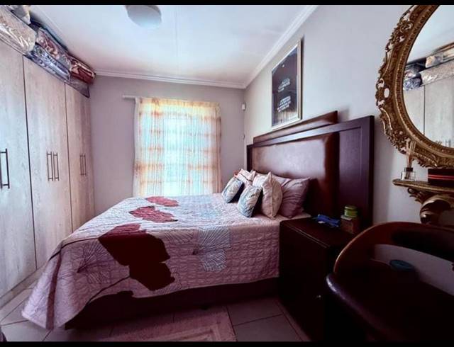 3 BEDROOM HOUSE FOR SALE IN PROTEA GLEN